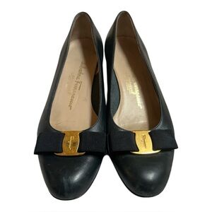 Salvatore Ferragamo Black Leather Vara Bow Flats with Gold Plaque